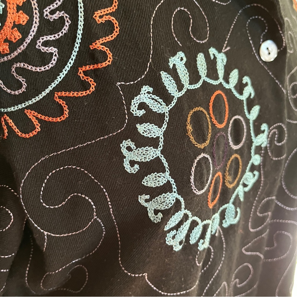Coldwater Creek Embroidered Long Sleeve Shirt/Jacket - Picture 3 of 9